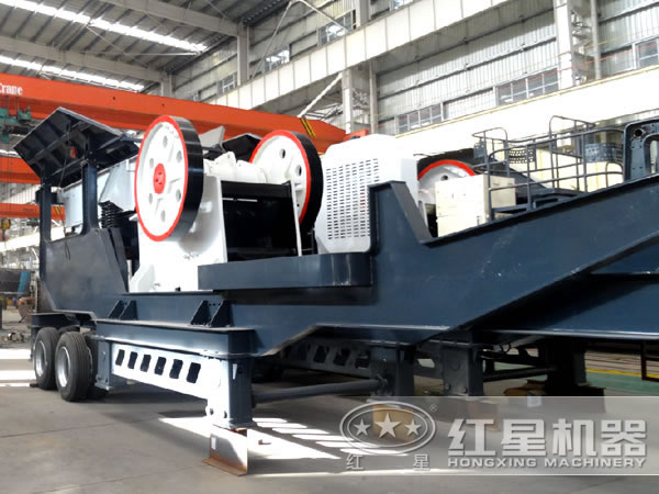 移動破碎機(jī)側(cè)面圖