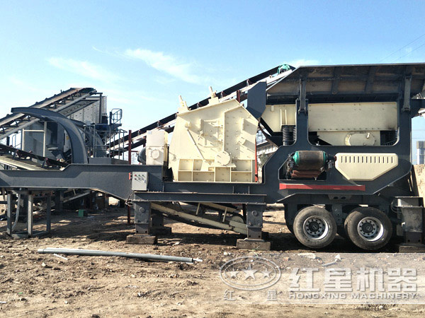 HX1149F1315輪胎反擊破移動(dòng)破碎機(jī)站生產(chǎn)現(xiàn)場(chǎng)實(shí)拍