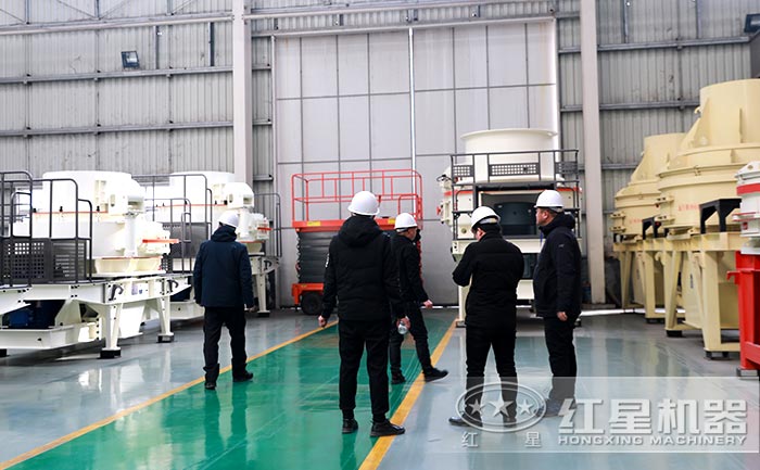 鵝卵石制砂機設備廠區實拍