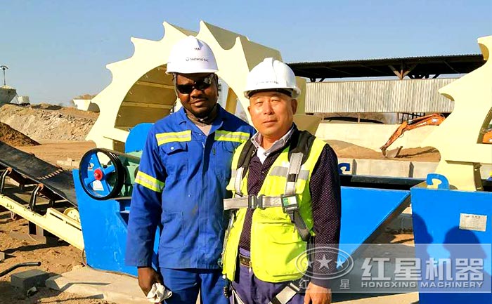 紅星工程師親臨用戶現(xiàn)場(chǎng)，指導(dǎo)洗砂機(jī)安裝，保障機(jī)器運(yùn)行