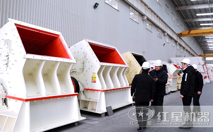 重錘式粉碎機(jī)設(shè)備