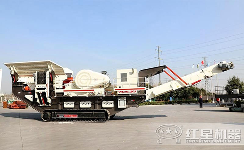搭配反擊破和履帶式車架的移動式破碎機(jī)