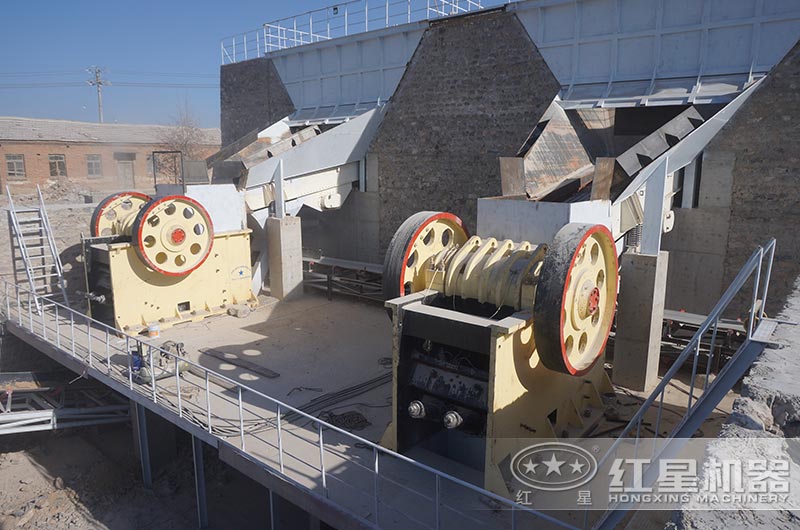 礦用破碎機(jī)